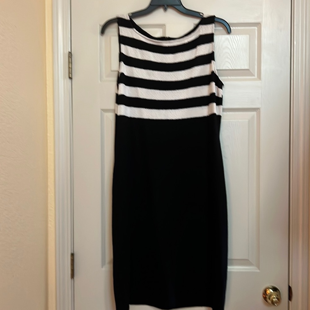 St. John Collection Dress Size 16 Perfect for Spring